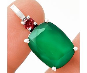 Green Onyx and Garnet Pendant EXP01068 P-1113, 12x16 mm