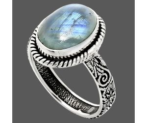 Rainbow Moonstone Ring size-10 EXR01645 R-1067, 10x14 mm