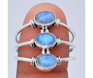 Rainbow Moonstone Ring size-10 EXR03320 R-1566, 7x5 mm