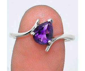 African Amethyst Ring size-9 EXR04605 R-1731, 6x8 mm