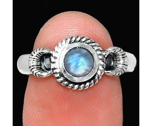 Rainbow Moonstone Ring size-8.5 EXR05264 R-1733, 6x6 mm