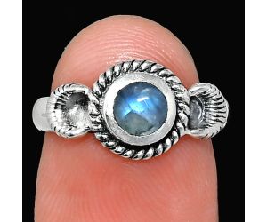 Rainbow Moonstone Ring size-6 EXR05268 R-1733, 6x6 mm