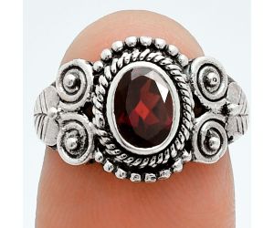 Hessonite Garnet Ring size-7 EXR06187 R-1280, 7x5 mm