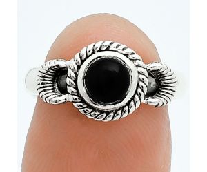 Black Onyx Ring size-7 EXR06219 R-1733, 6x6 mm