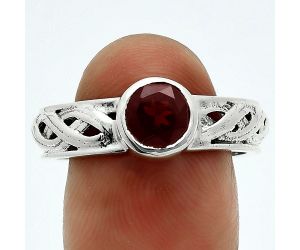 Hessonite Garnet Ring size-9 EXR06268 R-1161, 7x7 mm