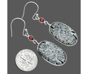 Hornblende and Garnet Earrings SDE88721 E-1002, 15x23 mm