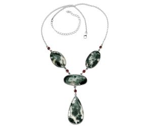 Horse Canyon Moss Agate and Garnet Necklace SDN1949 N-1023, 21x37 mm