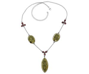 Apache Gold Healer's Gold and Garnet Necklace SDN1991 N-1021, 16x35 mm