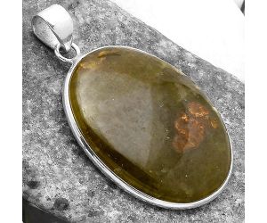 Natural Cloudy Prehnite Pendant SDP120107 P-1001, 25x32 mm