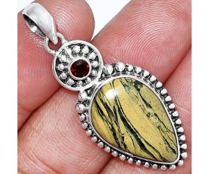 Mariposite and Garnet Pendant SDP152827 P-1500, 14x21 mm