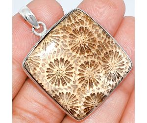 Flower Fossil Coral Pendant SDP153334 P-1001, 29x29 mm