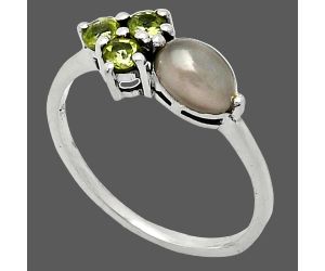 Gray Moonstone and Peridot Ring size-7.5 SDR243434 R-1250, 7x5 mm