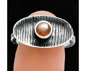 Sunstone Ring size-8.5 SDR244262 R-1573, 5x5 mm