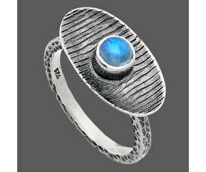 Rainbow Moonstone Ring size-8.5 SDR244290 R-1573, 5x5 mm