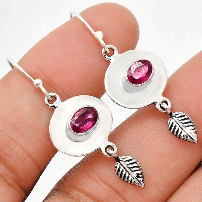 Ruby Glassfield Earrings EXE01618 E-1230, 4x6 mm