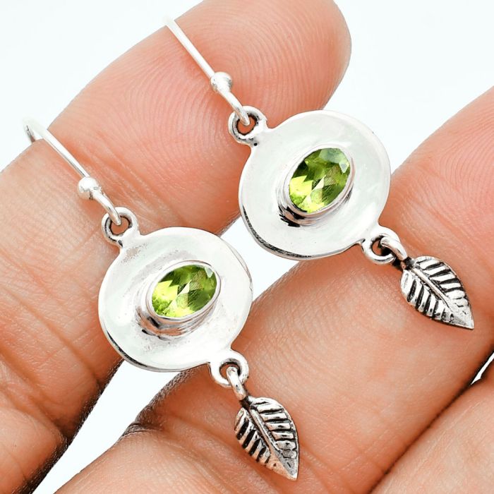 Peridot Earrings EXE02845 E-1230, 6x4 mm