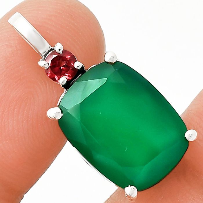 Green Onyx and Garnet Pendant EXP01068 P-1113, 12x16 mm