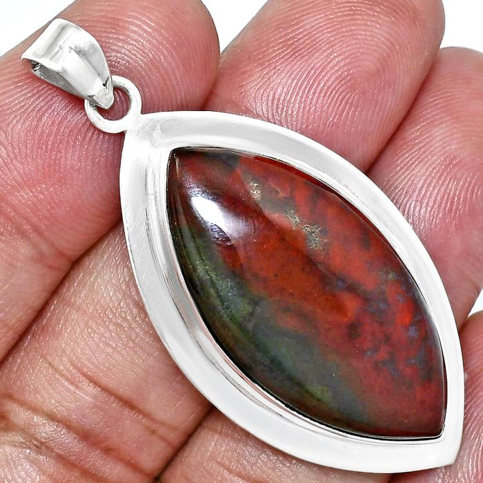 Blood Stone Pendant EXP01268 P-1076, 17x34 mm