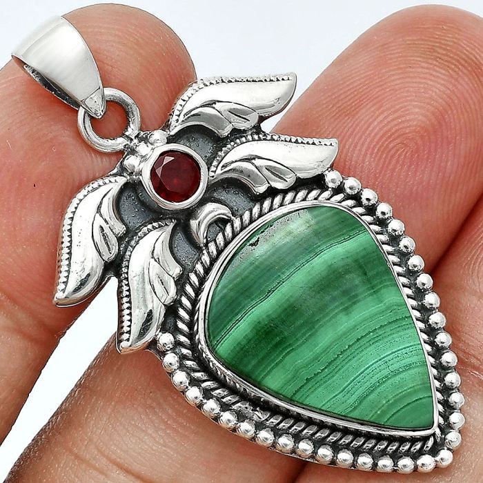 Malachite Eye and Garnet Pendant EXP01575 P-1740, 14x19 mm