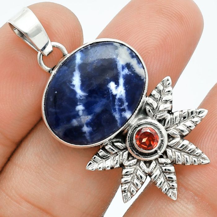 Sodalite and Garnet Pendant EXP01775 P-1425, 15x19 mm