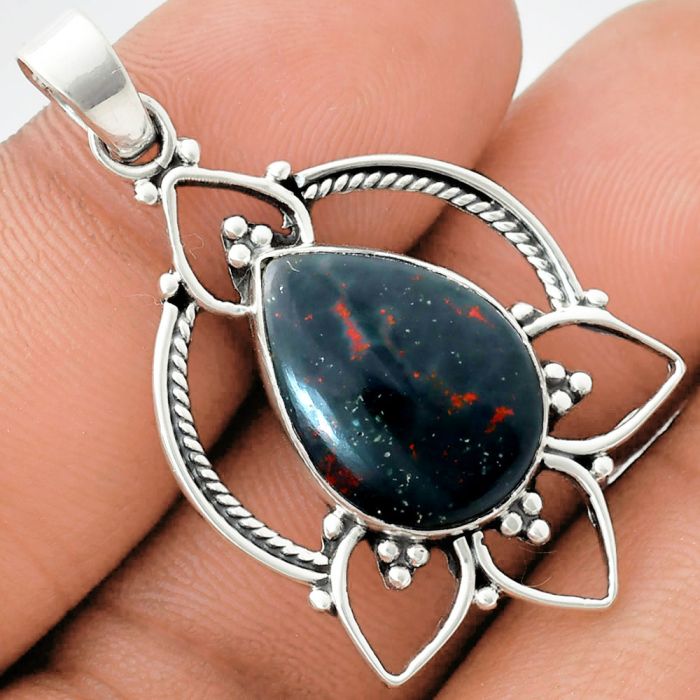 Blood Stone Pendant EXP01929 P-1444, 13x18 mm