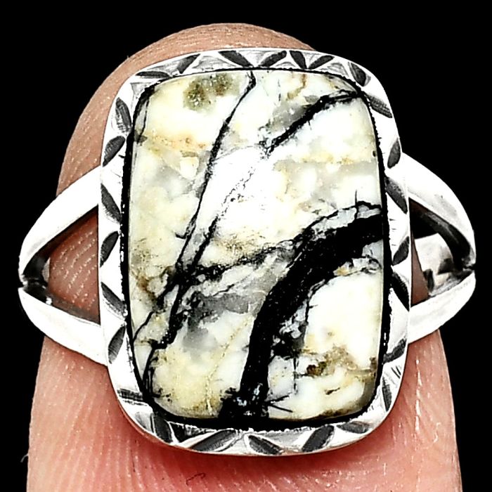 Authentic White Buffalo Turquoise Nevada Ring size-6 EXR01140 R-1074, 10x14 mm