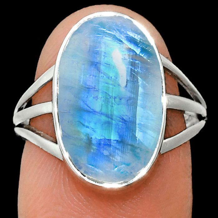 Rainbow Moonstone Ring size-8 EXR01293 R-1003, 10x17 mm