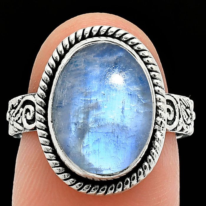 Rainbow Moonstone Ring size-7 EXR01619 R-1067, 10x14 mm