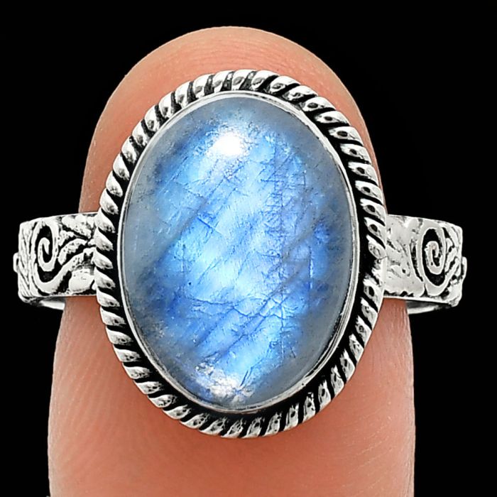 Rainbow Moonstone Ring size-9 EXR01622 R-1067, 10x14 mm