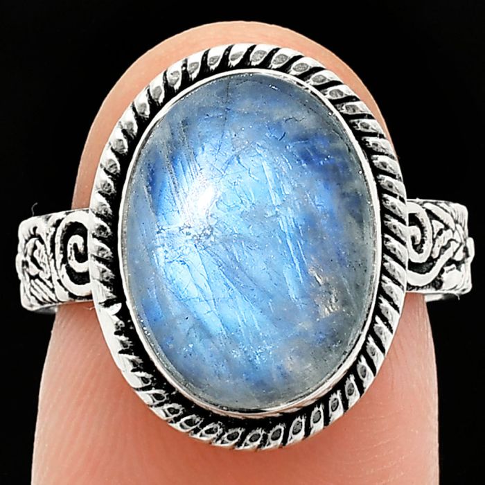 Rainbow Moonstone Ring size-7 EXR01624 R-1067, 10x14 mm