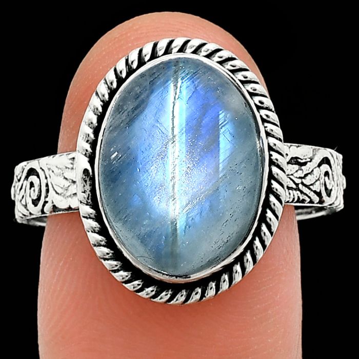 Rainbow Moonstone Ring size-10 EXR01633 R-1067, 10x14 mm