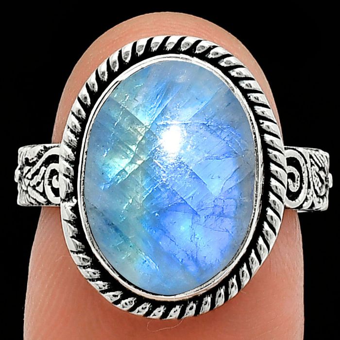 Rainbow Moonstone Ring size-7 EXR01642 R-1067, 10x14 mm