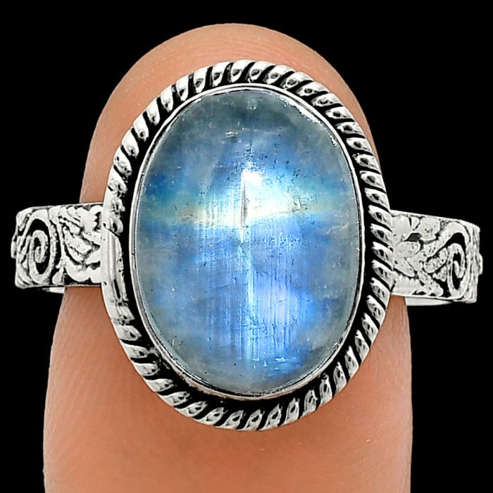 Rainbow Moonstone Ring size-10 EXR01643 R-1067, 10x14 mm