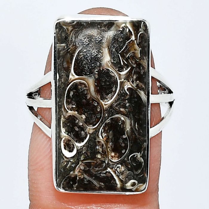 Turtella Jasper Ring size-8 EXR01749 R-1003, 12x22 mm