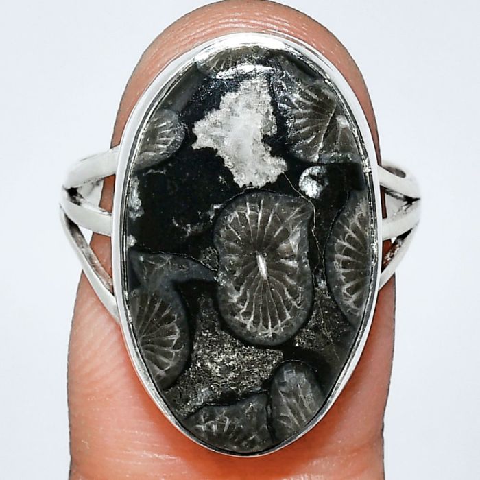 Black Flower Fossil Coral Ring size-8 EXR01845 R-1003, 13x21 mm