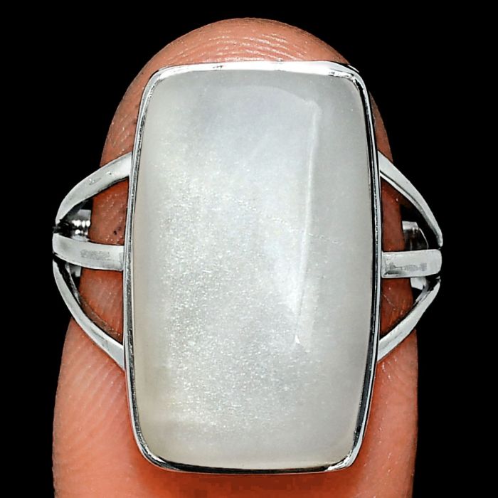 Srilankan Moonstone Ring size-7 EXR01849 R-1003, 11x18 mm