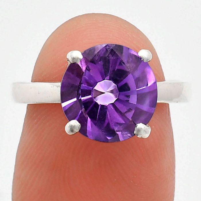 African Amethyst Ring size-7 EXR01925 R-1019, 10x10 mm