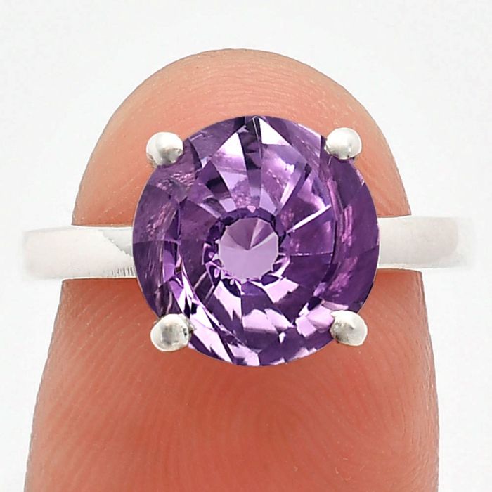 African Amethyst Ring size-7 EXR01928 R-1019, 10x10 mm