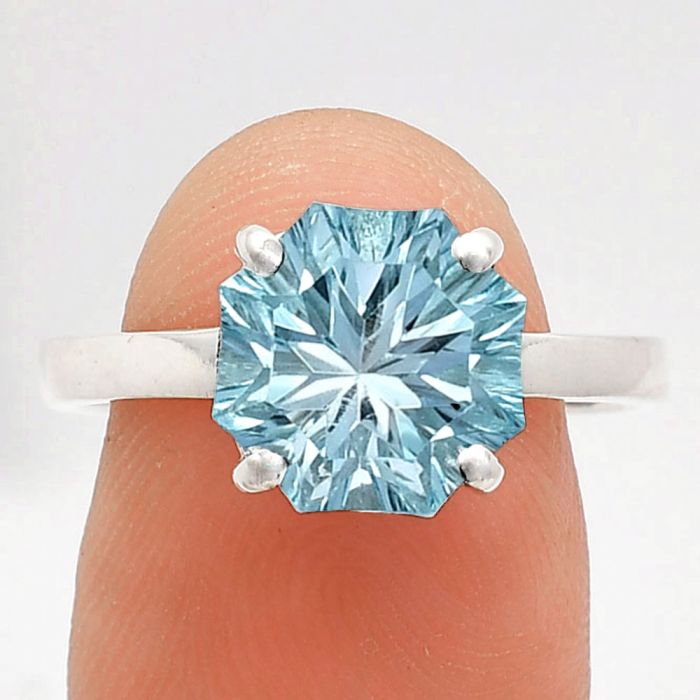 Sky Blue Topaz Ring size-9 EXR02043 R-1019, 10x10 mm