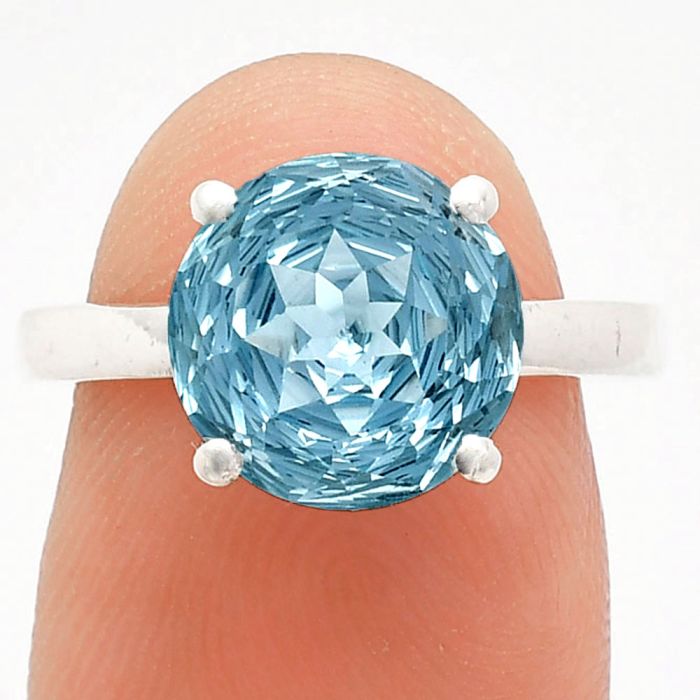 Sky Blue Topaz Ring size-7 EXR02053 R-1019, 10x10 mm