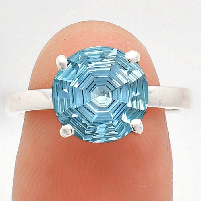 Sky Blue Topaz Ring size-8 EXR02063 R-1019, 10x10 mm