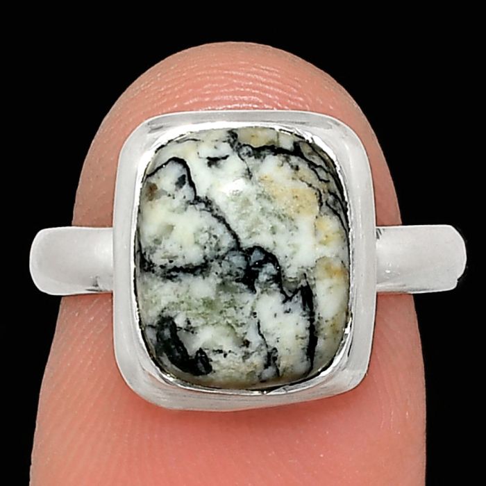 Authentic White Buffalo Turquoise Nevada Ring size-7 EXR02100 R-1007, 9x11 mm