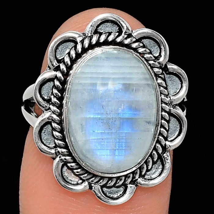 Rainbow Moonstone Ring size-7 EXR02135 R-1221, 10x14 mm