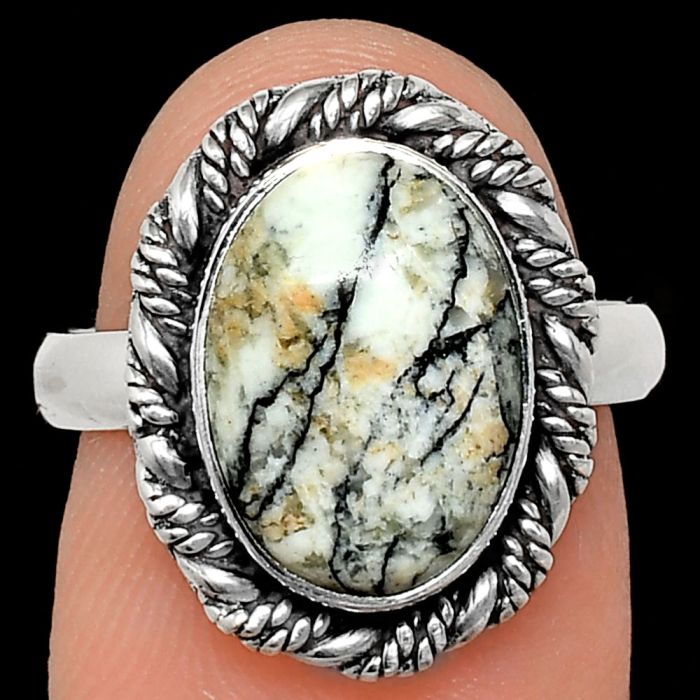 Authentic White Buffalo Turquoise Nevada Ring size-7 EXR02385 R-1013, 9x13 mm