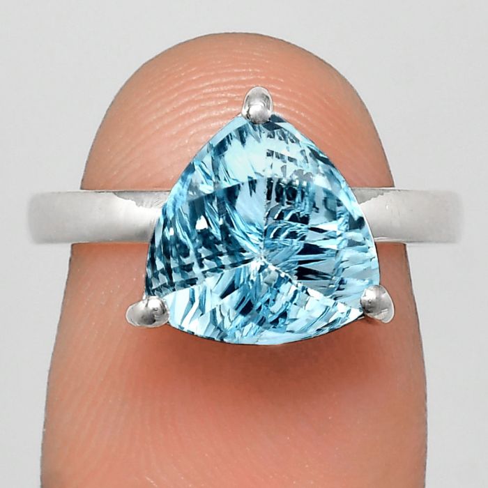 Sky Blue Topaz Ring size-8 EXR02390 R-1019, 10x10 mm