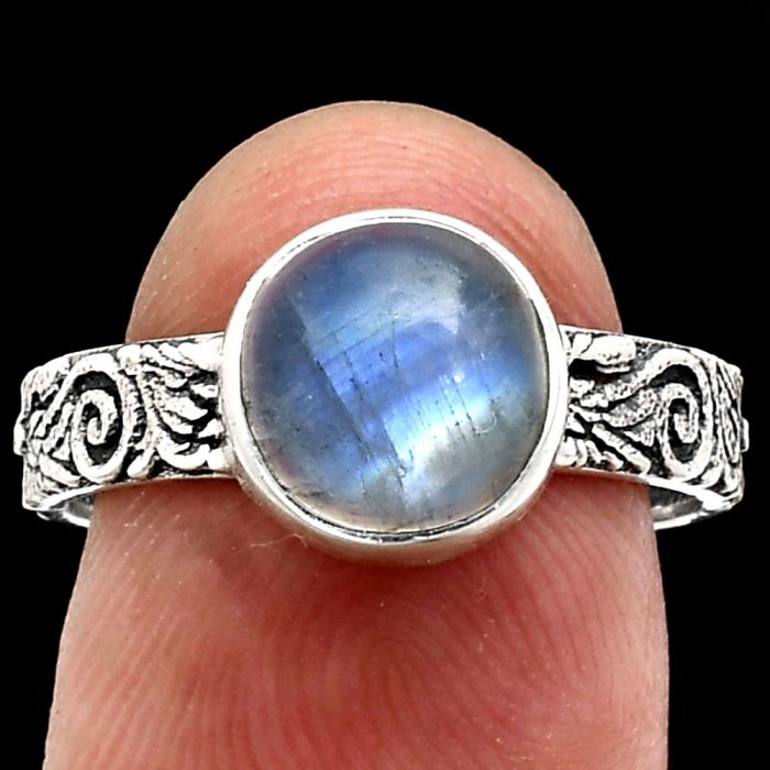 Rainbow Moonstone Ring size-8 EXR02681 R-1055, 9x9 mm