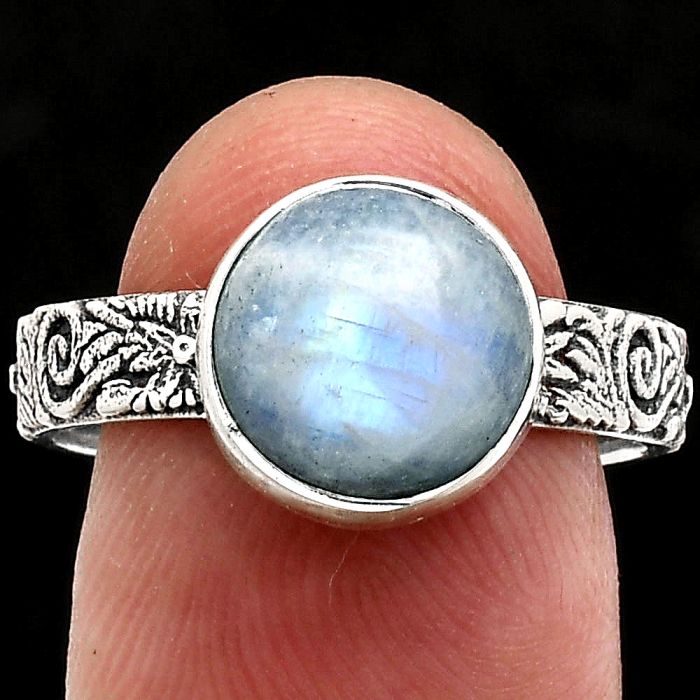 Rainbow Moonstone Ring size-9 EXR02682 R-1055, 10x10 mm