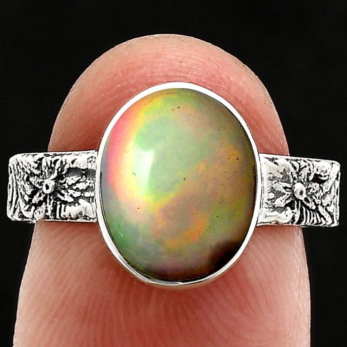 Ethiopian Opal Ring size-7 EXR02733 R-1055, 9x11 mm