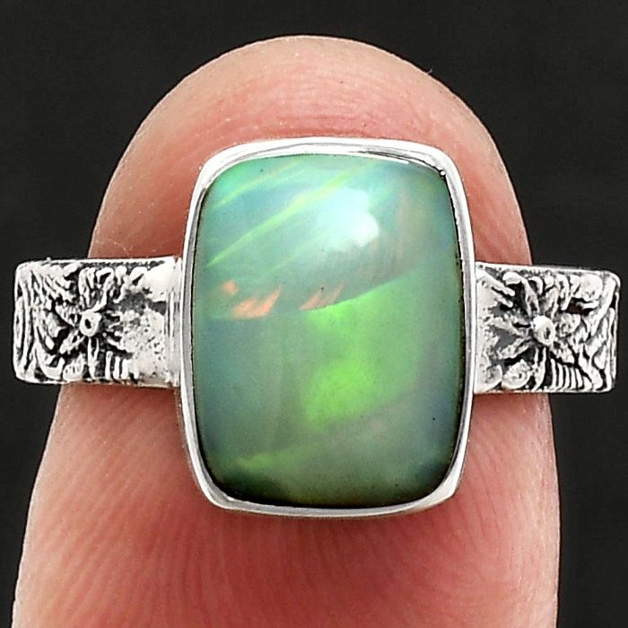 Ethiopian Opal Ring size-6.5 EXR02735 R-1055, 8x11 mm