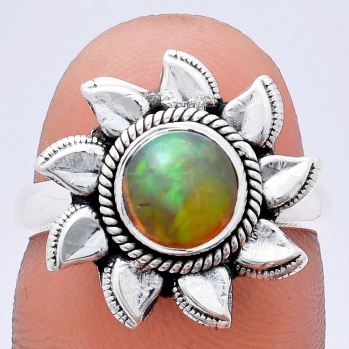 Sun - Ethiopian Opal Ring size-7 EXR02762 R-1617, 7x7 mm